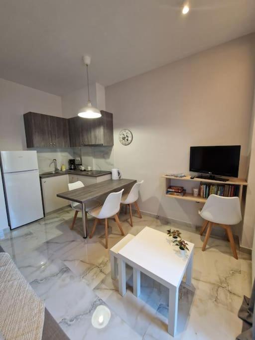 N&S Apartment B Édessa Extérieur photo